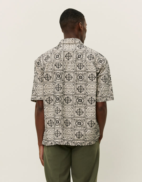 Les Deux Larry AOE Tile SS Shirt - Ivory - Due West