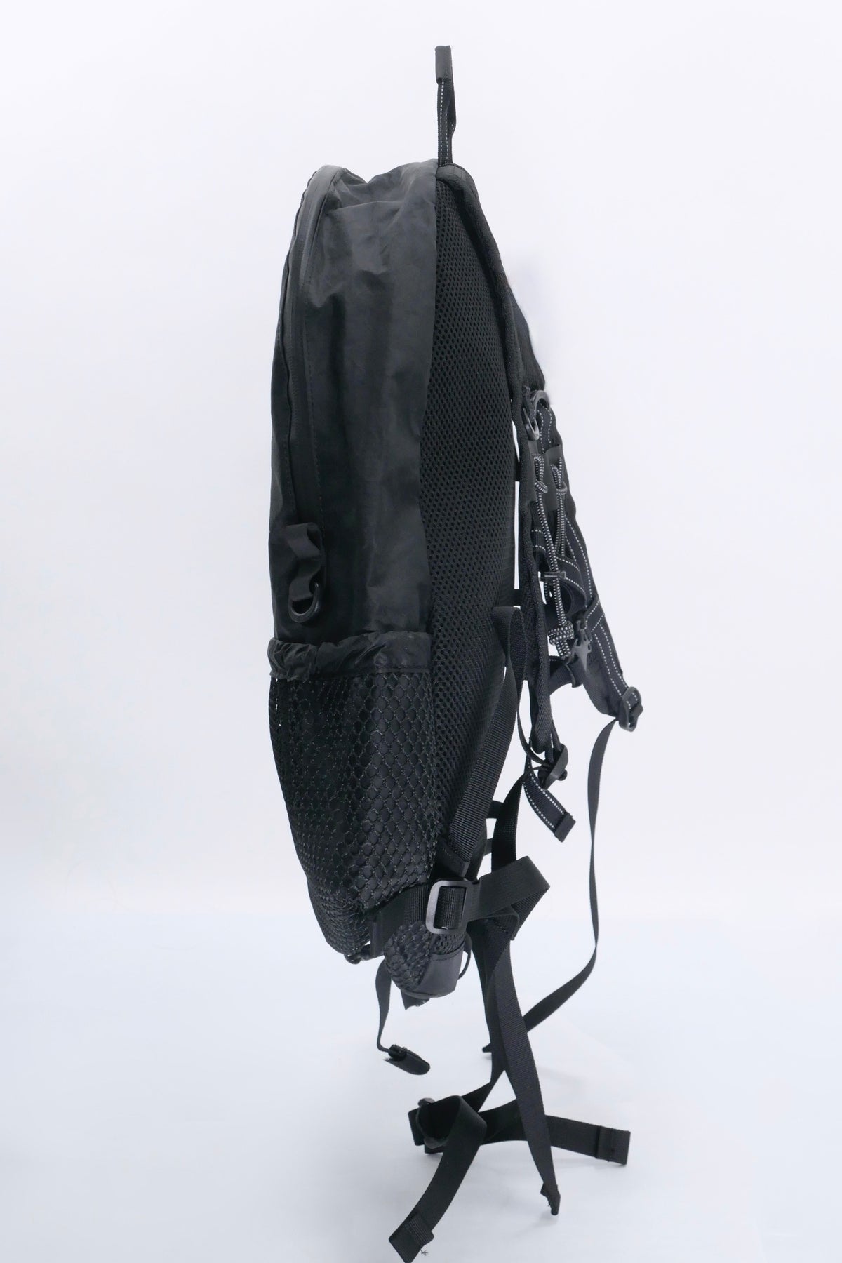 and Wander ECOPAK 20L Daypack Bag - Black