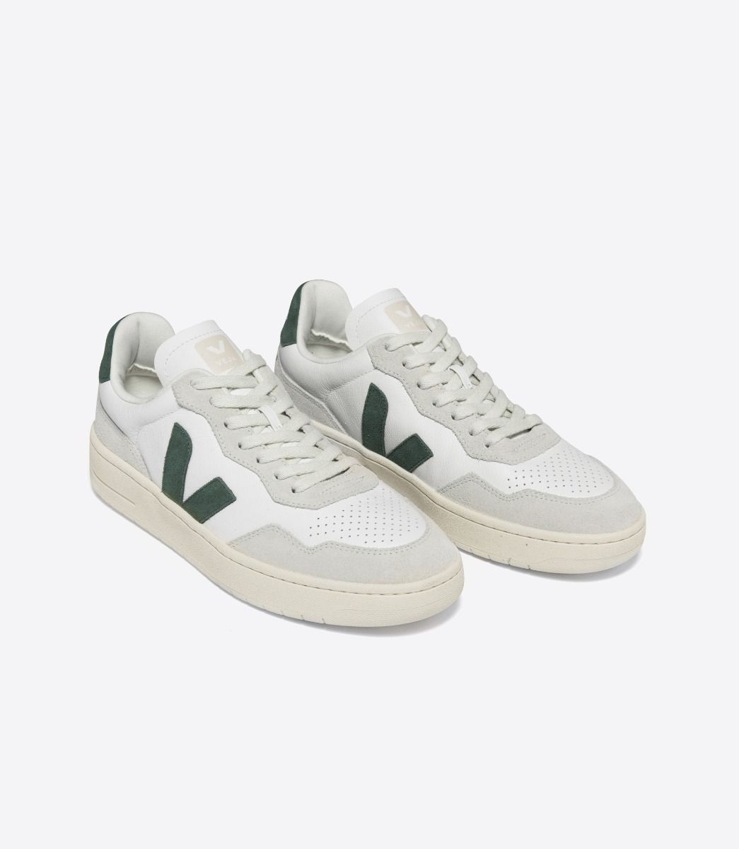Veja  Mens V-90 O.T. Leather Sneakers - White/Green
