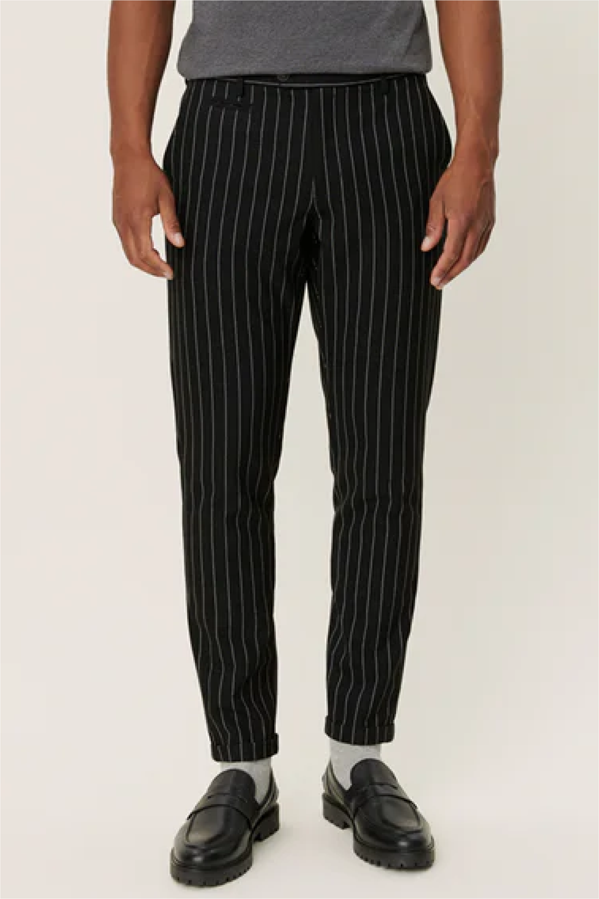 Les Deux Como Twill Pinstripe Suit Pants - Black/White