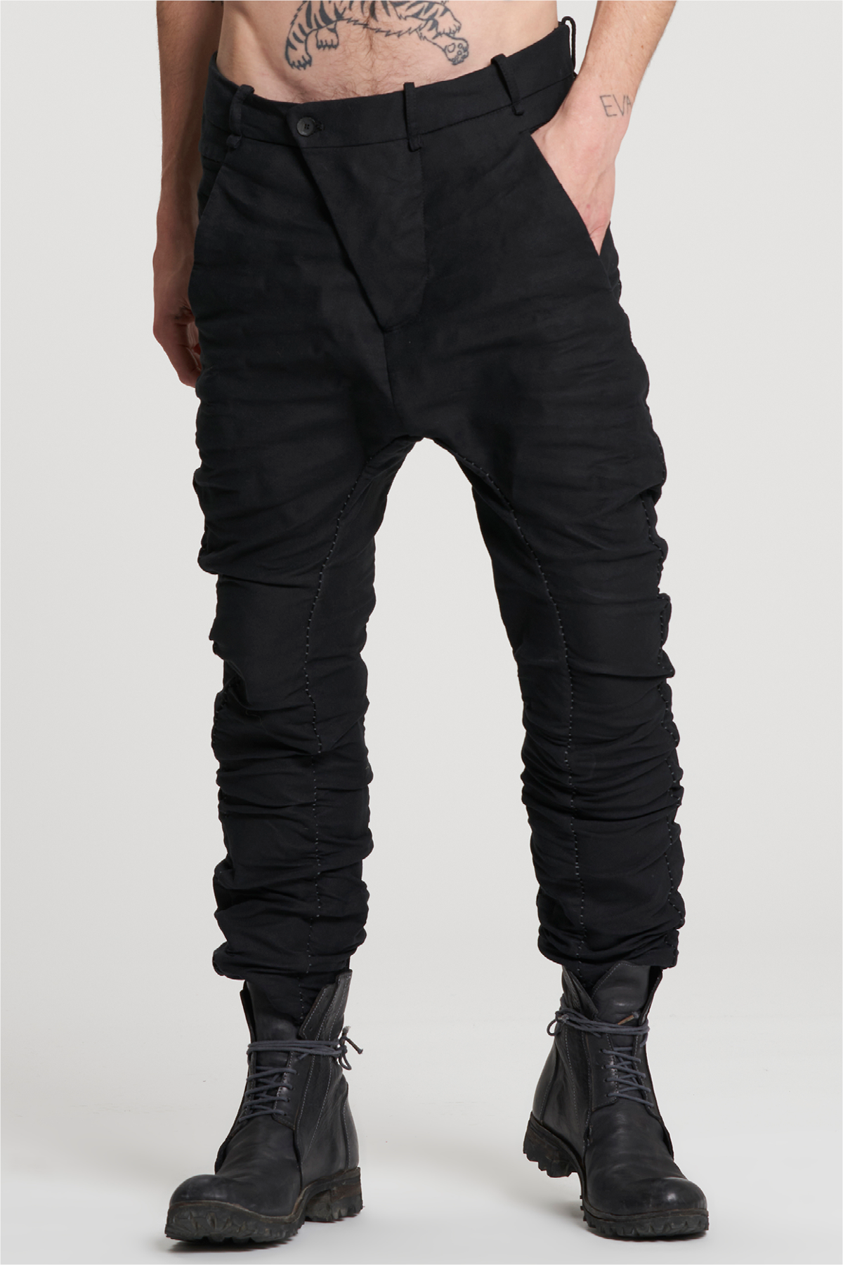 Masnada Creased Slim Pants - Black