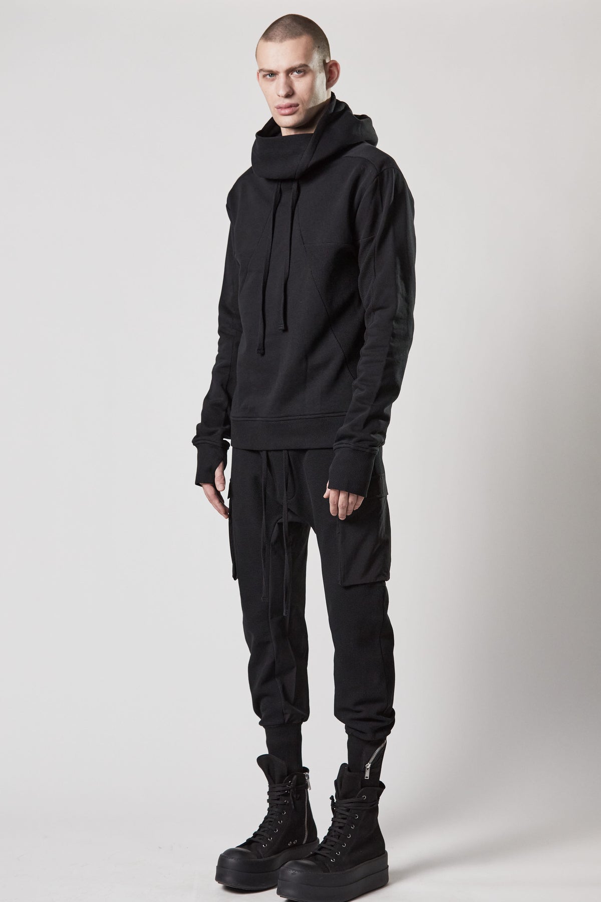 thom/krom M S 176 Matmix Hoodie - Black