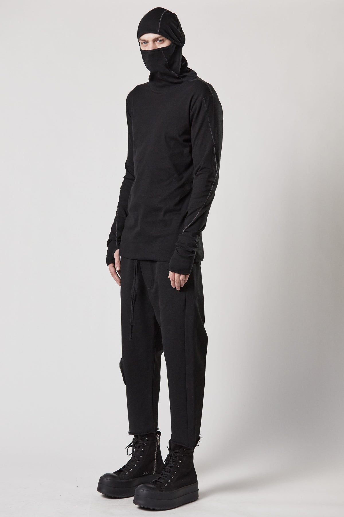 thom/krom M TS 812 Balaclava Hoodie - Black