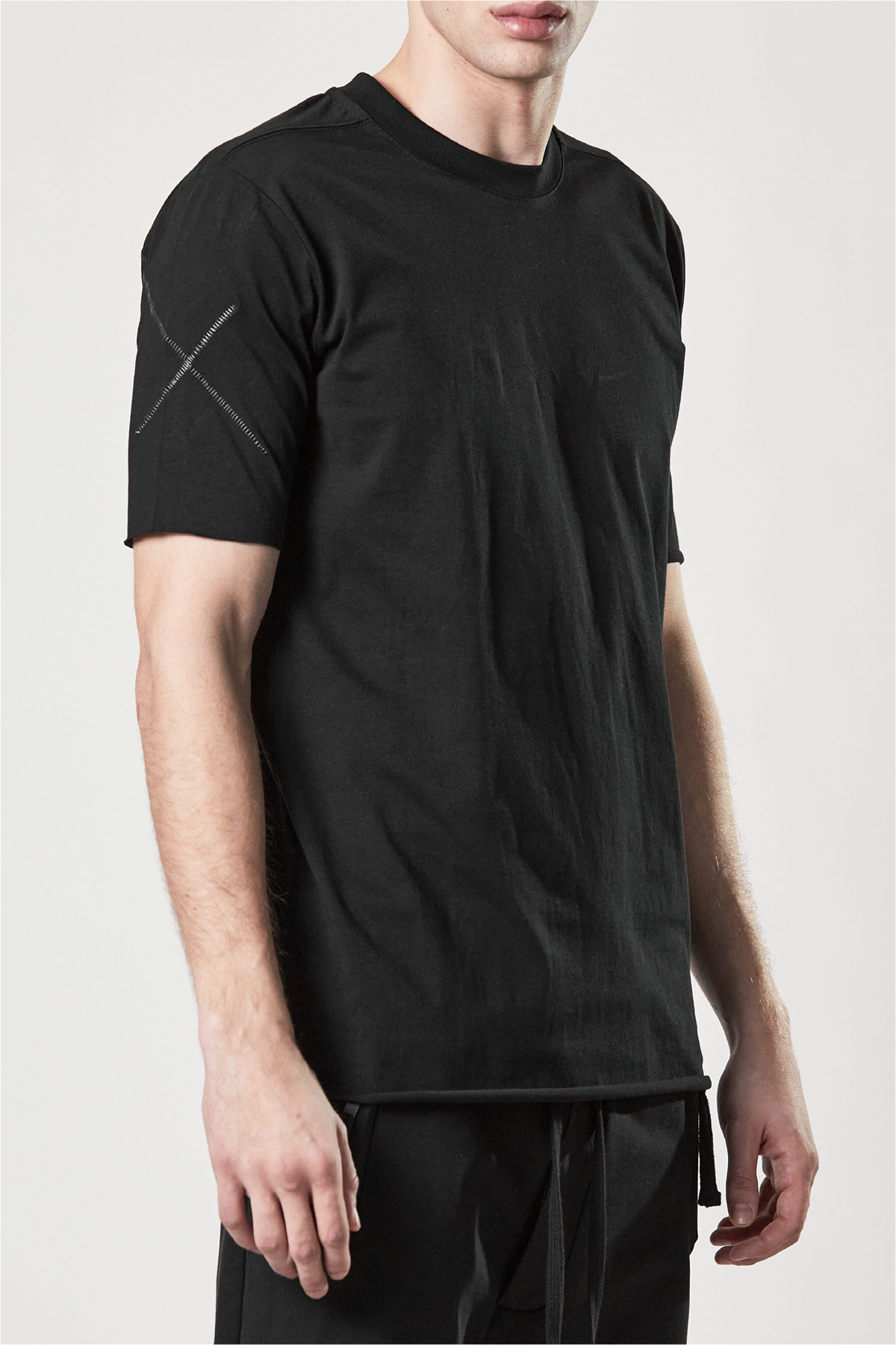 thom/krom M TS 818 Rd Nck Slim Fit Raw Tee - Black