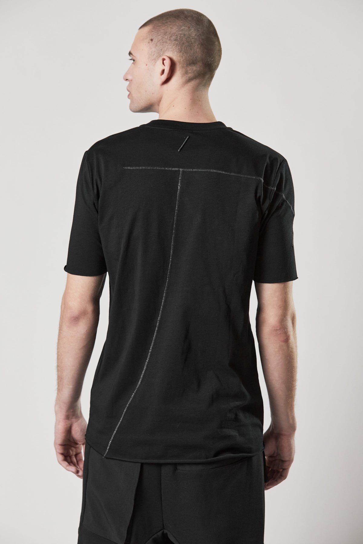 thom/krom M TS 818 Rd Nck Slim Fit Raw Tee - Black