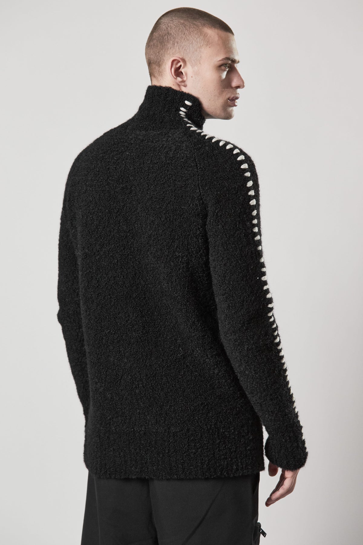 thom/krom M K 121 High Collar Sweater - Black