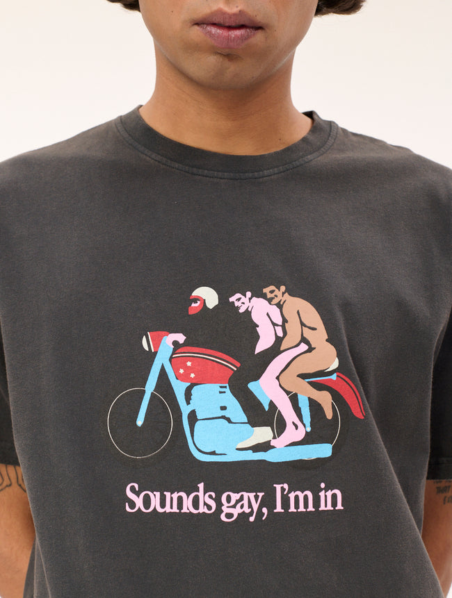 Carne Bollente Sounds Gay Tee We're In Tee - Black