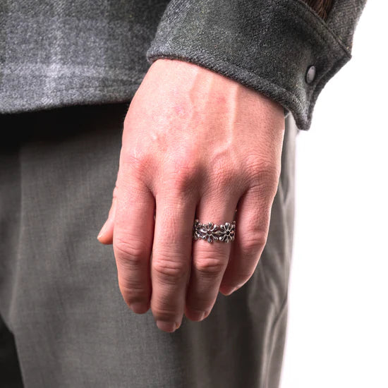 Maple Orbit Ring - Silver