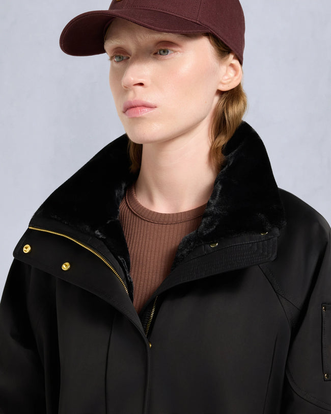 Moose Knuckles Womens Down Jacket Gold Series Satin 3Q - Black/Black