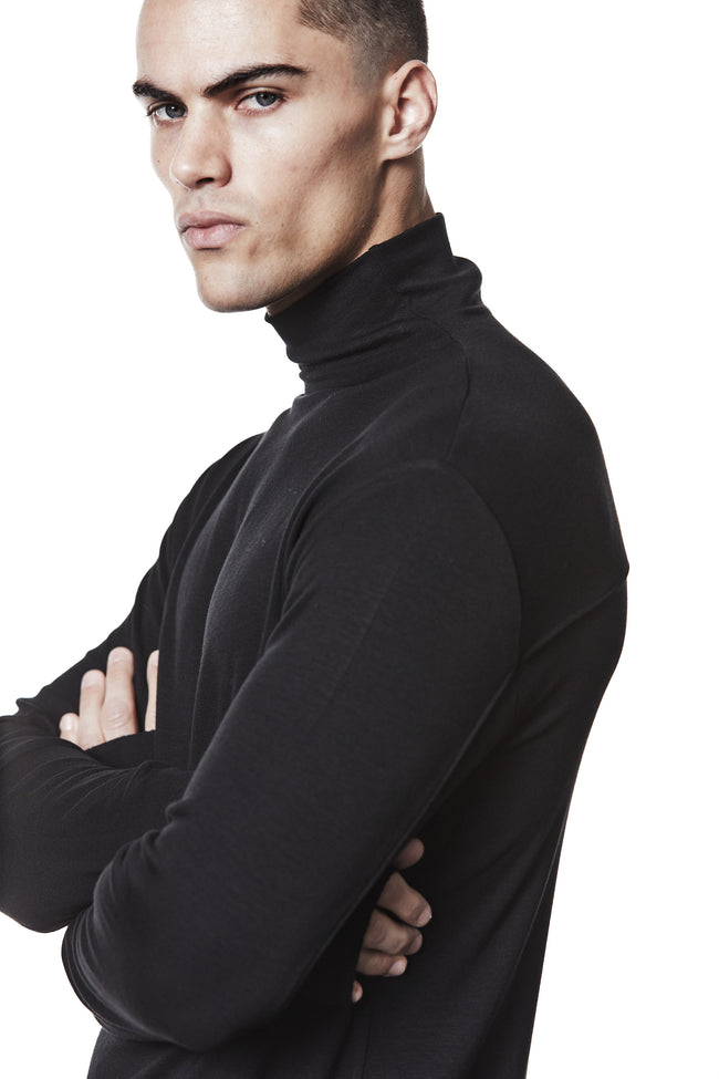 thom/krom M TS 891 Roll Neck Tee - Black