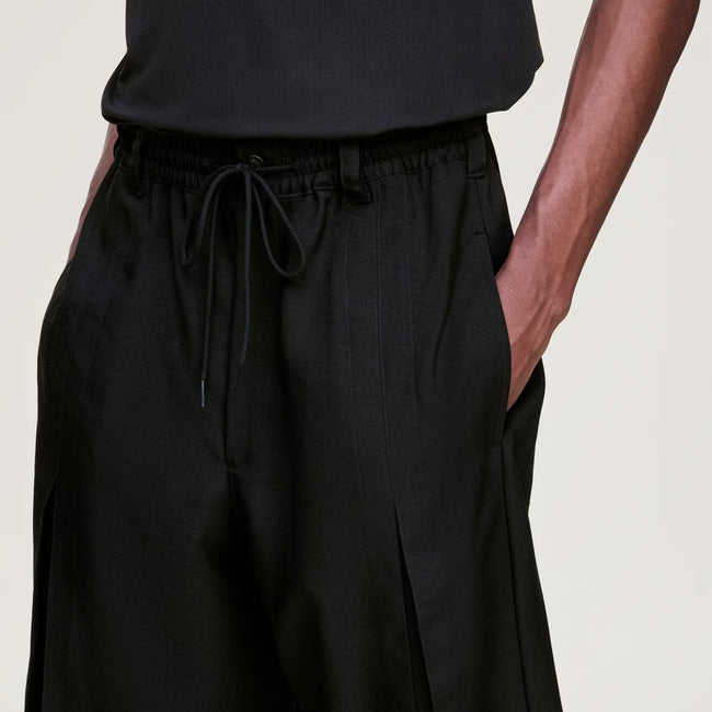 Y-3 Sport Uniform Pleated Shorts - Black
