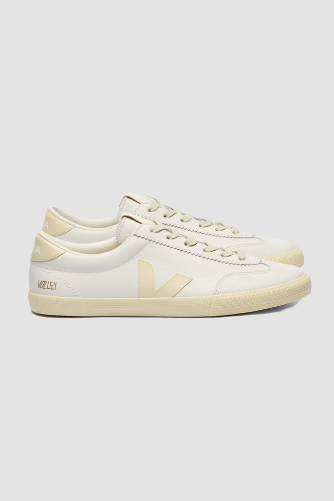 Veja Womens Volley O.T. Leather Sneakers - White Calcaire