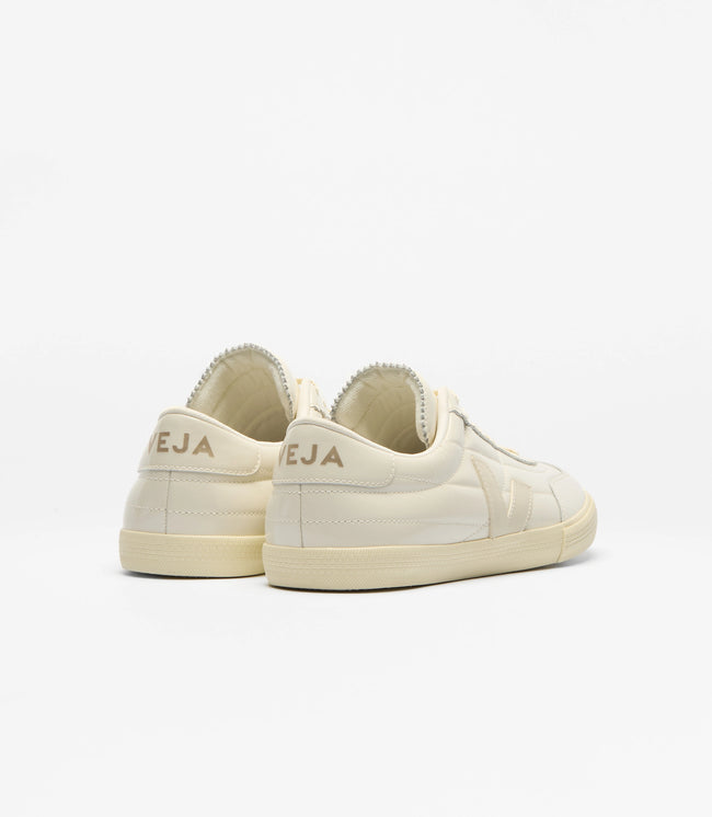 Veja Womens Panenka Patent Leather Sneakers - Off White
