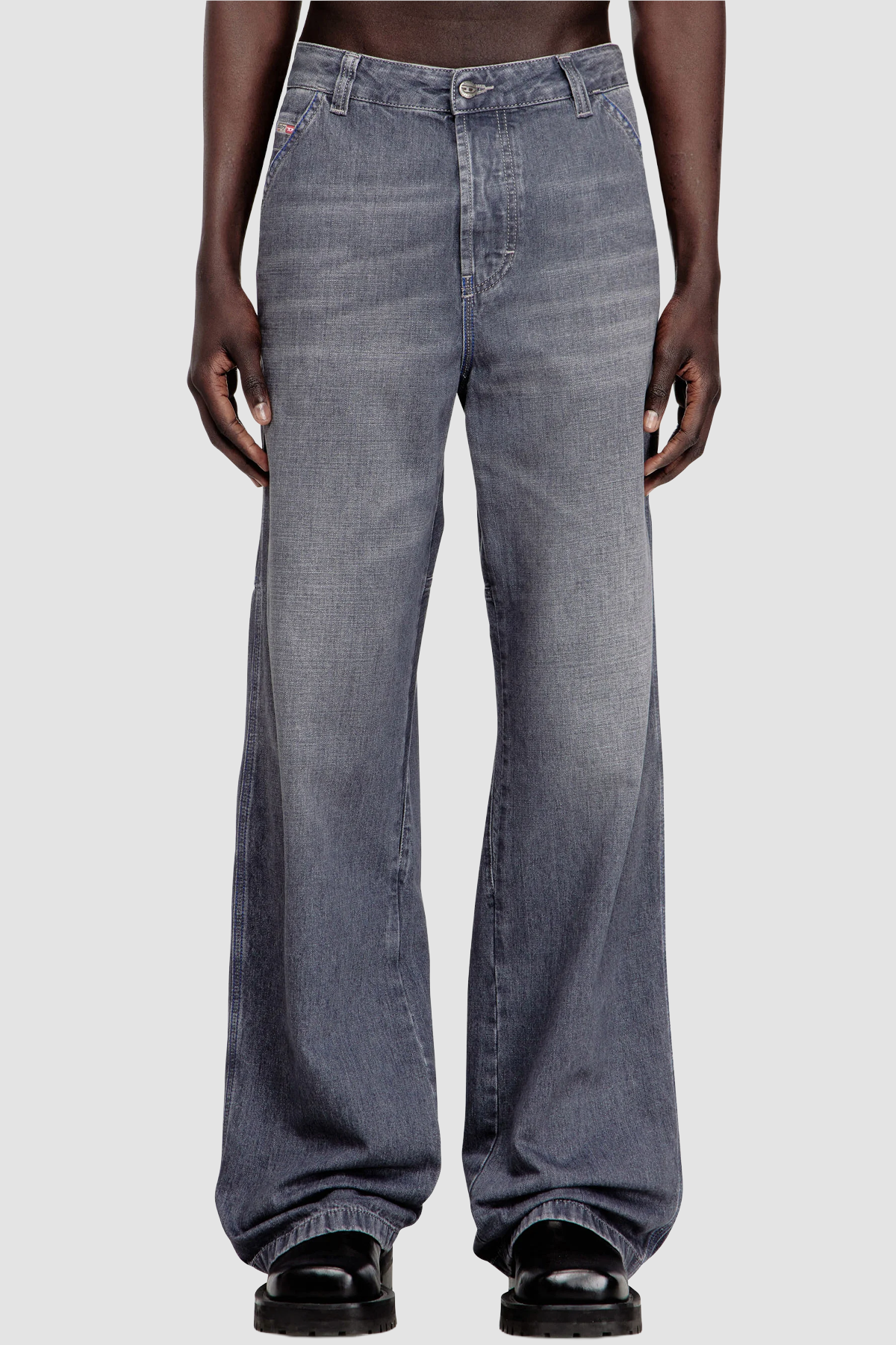 【人気】DIESEL ワイドデニム ダメージ グレー W25 A03627 人気】DIESEL ワイドデニム ダメージ グレー W25 A03627