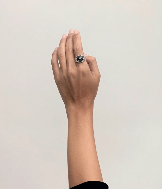 Stolen Girlfriends Club Claw Ring - Silver/Onyx