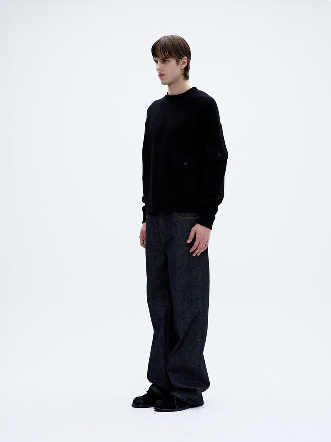 Coor Wool Cropped Pocket Sweater - Black