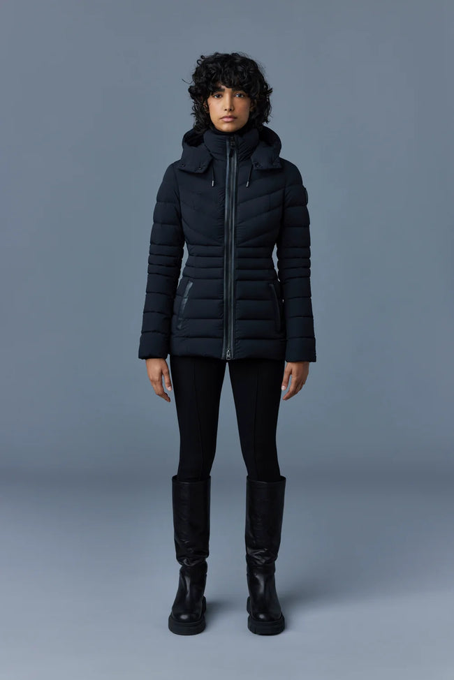 Mackage Womens Down Jacket f26 Patsy-NFRZ - Black