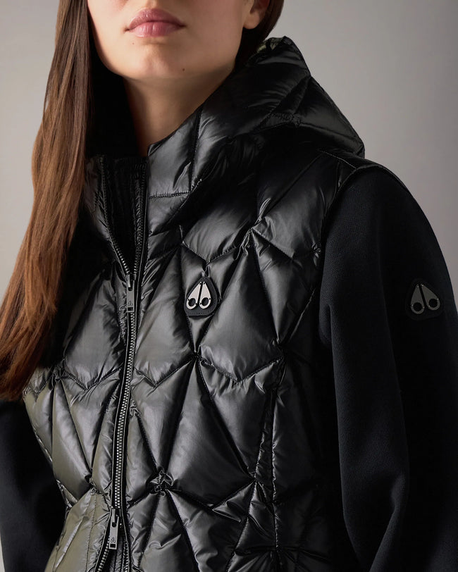 Moose Knuckles Womens Down Vest f26 Iceberg Quilt - Black