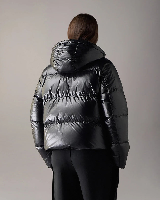 Moose Knuckles Womens Down Jacket f26 Queen Reversible Puffer - Black