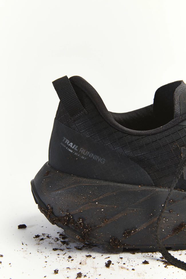 Veja Mens Harpie Trail Aeroshell Sneakers - Full Black