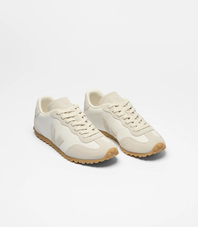 Veja Womens GT Leather Sneakers - White Natural