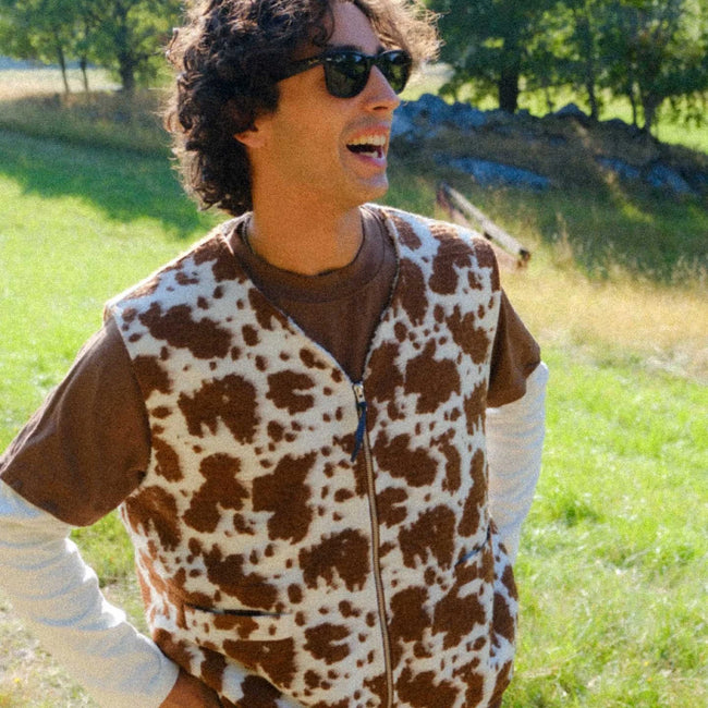 Nikben Ern Vest - Cow