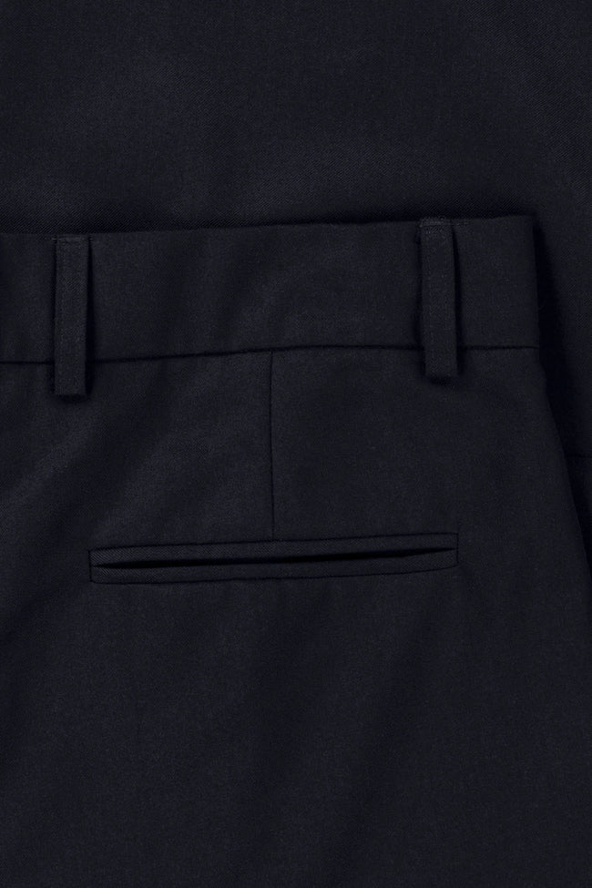 Drôle de Monsieur 'Le Short Cargo Laine' Shorts - Navy