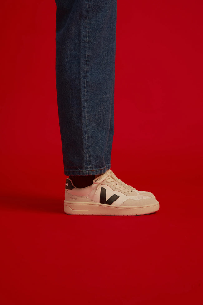 Veja Mens V-90 O.T. Leather Sneakers - White/Black