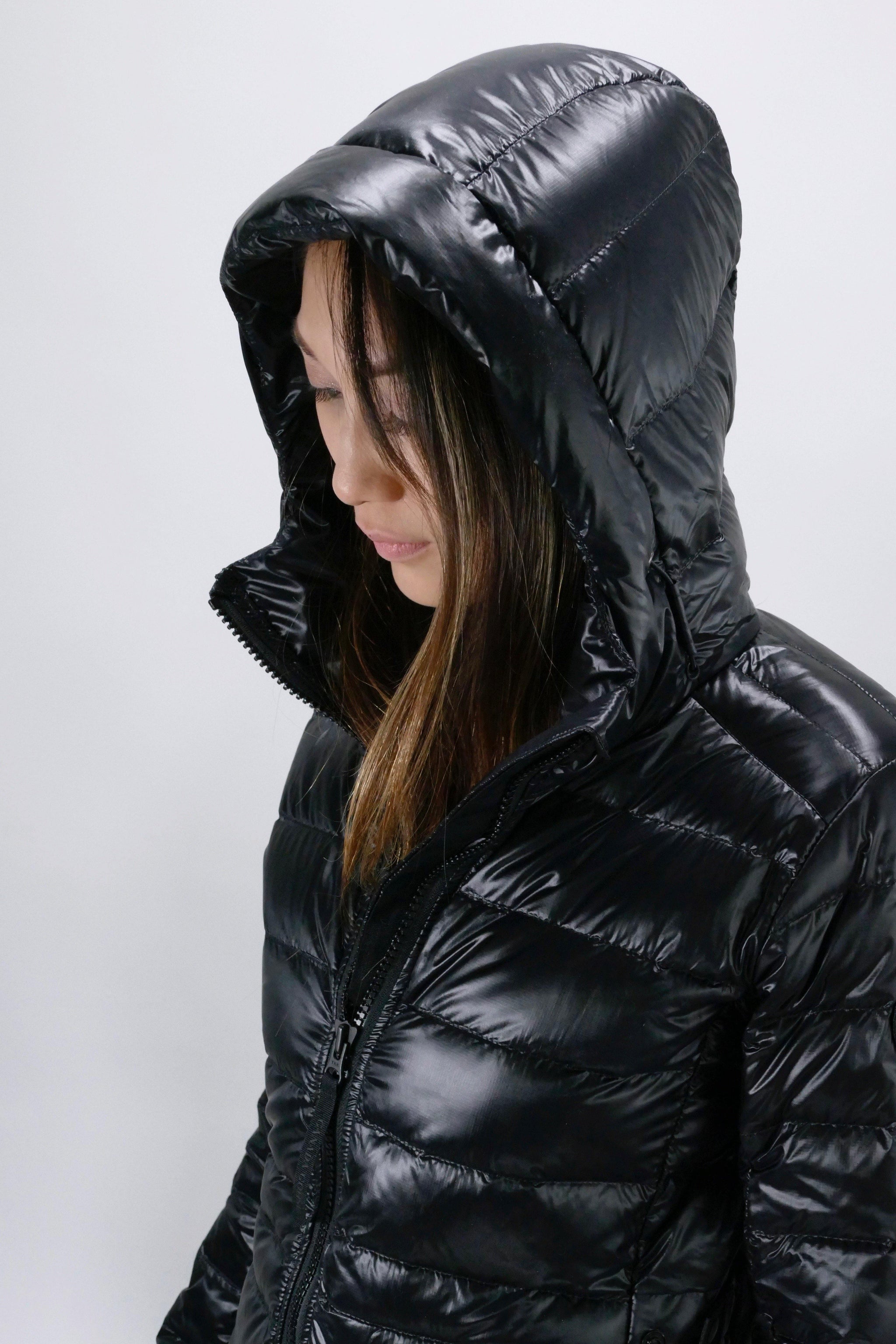 Canada Goose Womens Lite Jacket Cypress Hooded Black Label - Black