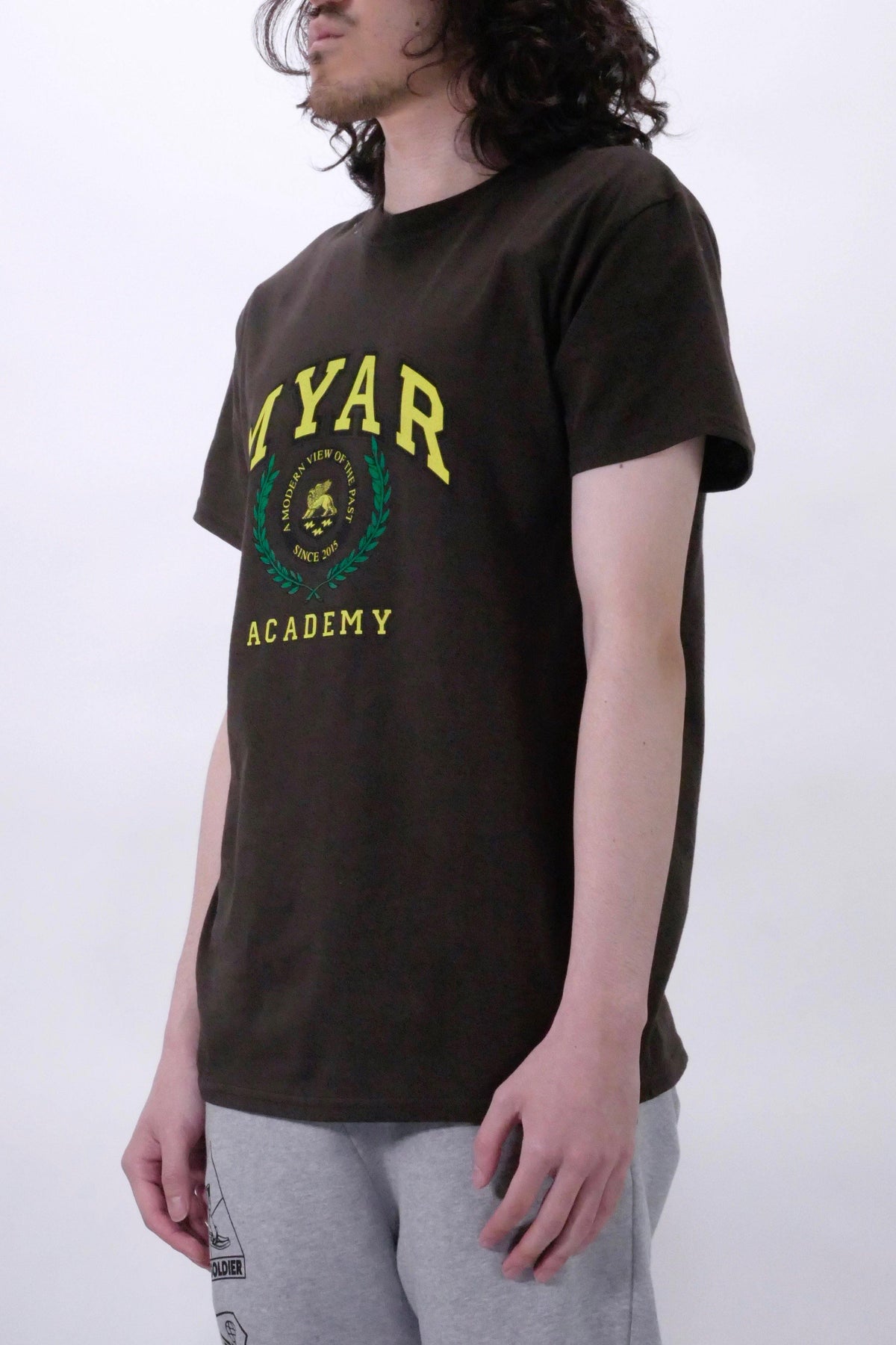 Myar MYTS28_Academy Upcycling 2020 Tee - Dark Brown - Due West