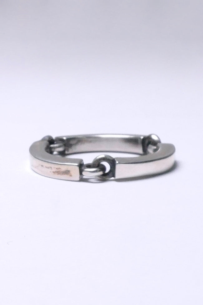 M.Cohen by MAOR Triple Link Oxidized Perihelion Ring - Silver